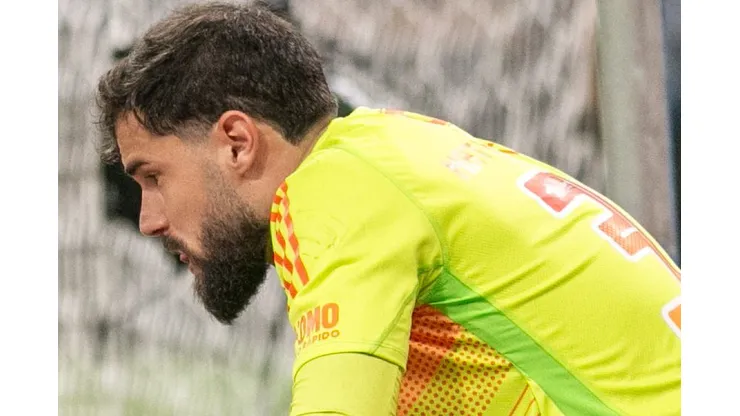 Matheus Cunha discorda sobre lances em derrota na Libertadores.