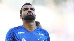 Fabrício Bruno é um dos titulares na zaga do Cruzeiro. Foto: Gilson Lobo/AGIF