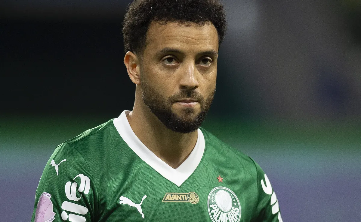 Palmeiras descarta emprestar Felipe Anderson para clube brasileiro e meia pode atuar no exterior