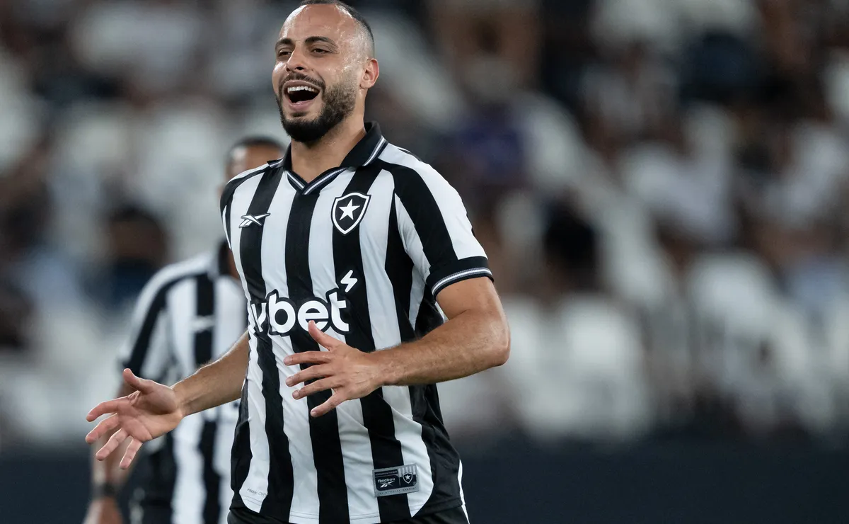Arthur Cabral impulsiona sequência invicta do Botafogo com quatro gols marcados em cinco jogos disputados