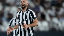 Arthur Cabral vive bom momento no Botafogo. Foto: Jorge Rodrigues/AGIF
