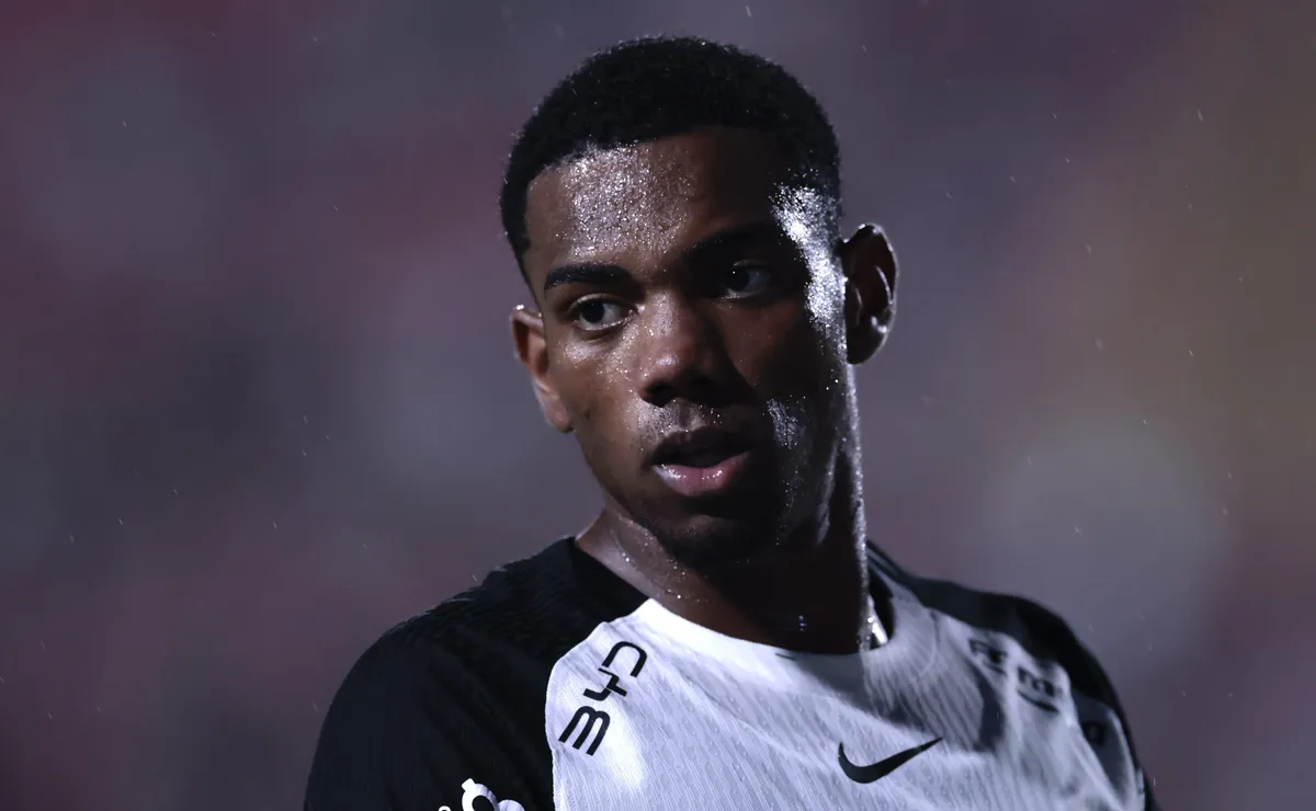 Diniz defende André após polêmica em Corinthians x Palmeiras e revela: “Não foi para provocar”