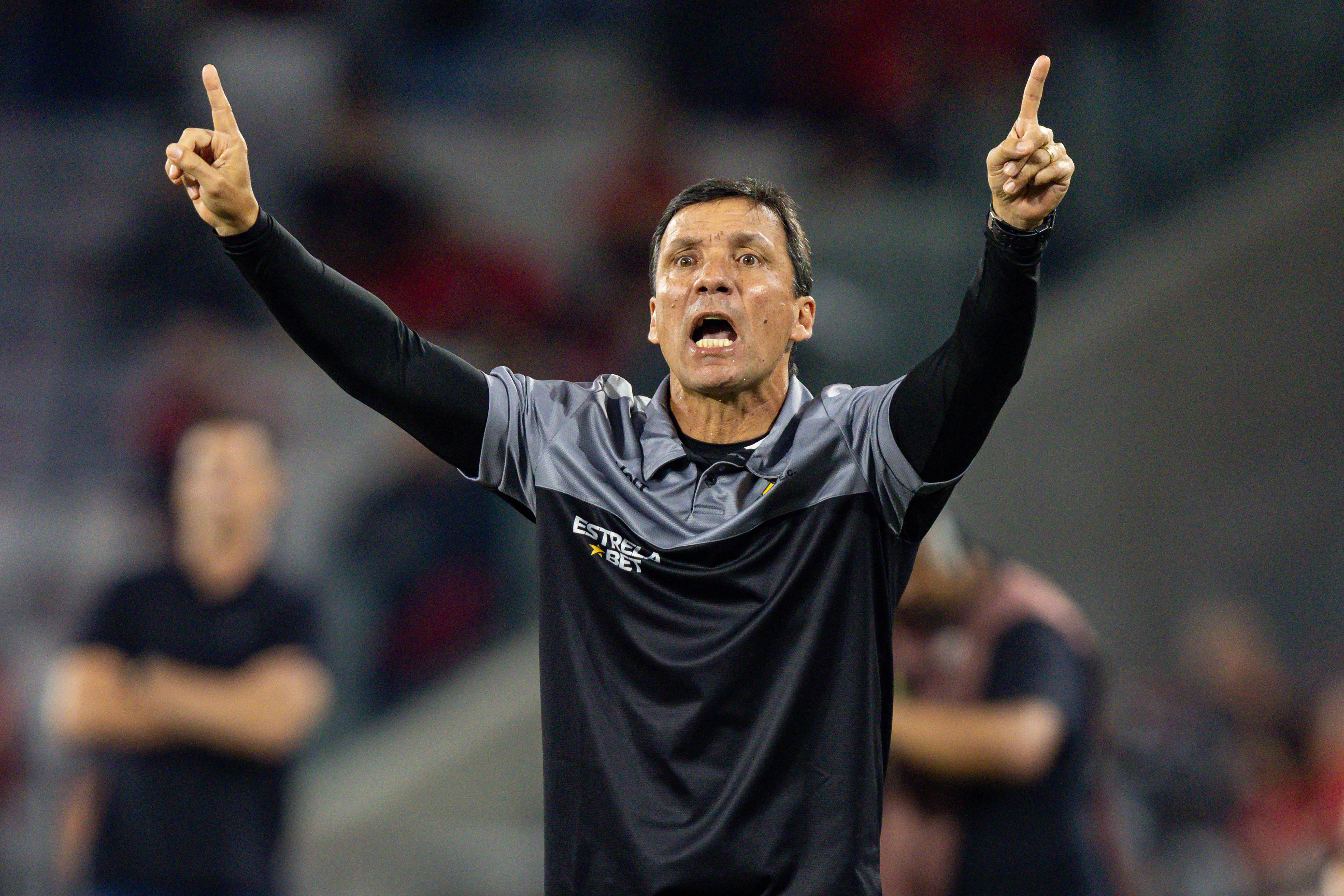 Ex-Flamengo e Vasco, Zé Ricardo assumiu recentemente o comando técnico do Sporting Cristal, rival do Palmeiras esta noite – Foto: IMAGO / Fotoarena