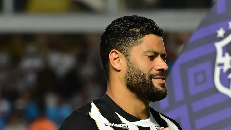 Hulk antes da partida contra o Santos.