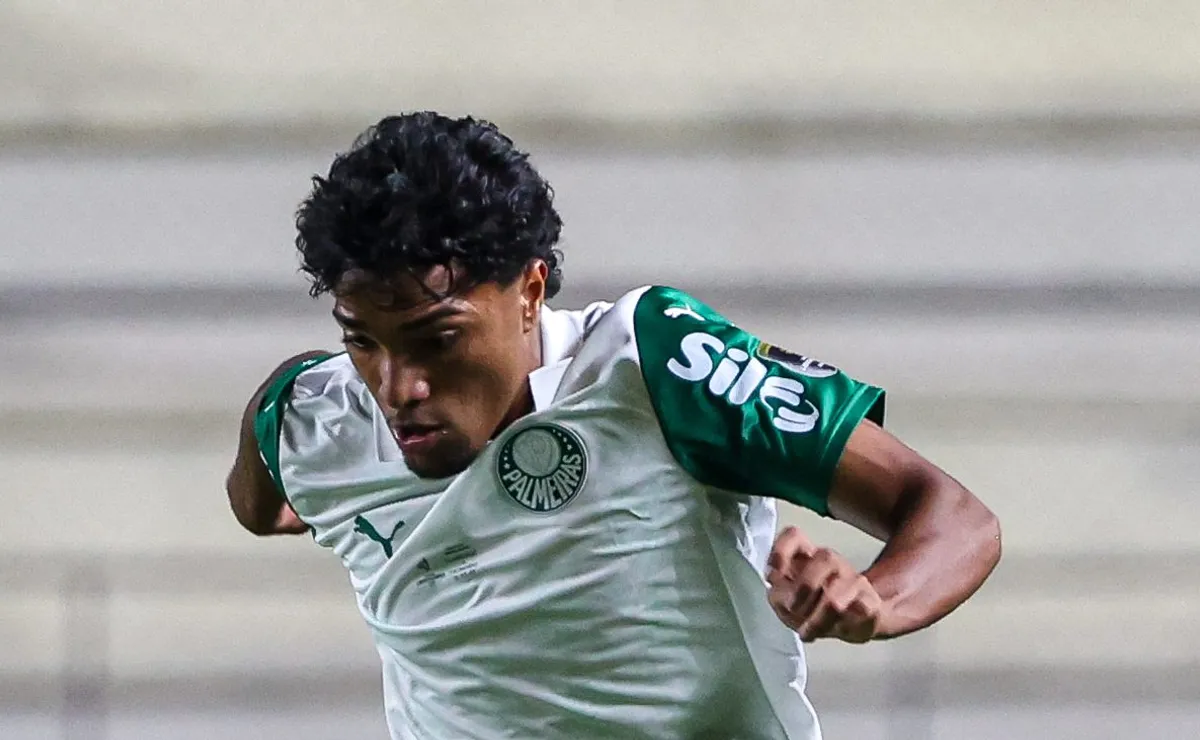 Palmeiras aprova R$ 117 milhões para vender Heittor e negócio com Grupo City pode avançar