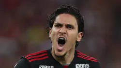 Pedro em campo durante jogo no Maracanã.