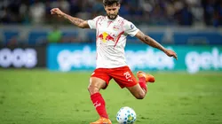 Juninho Capixaba (Bragantino) durante jogo contra o Cruzeiro, no dia 12.04.2026. Foto: Fernando Moreno/AGIF