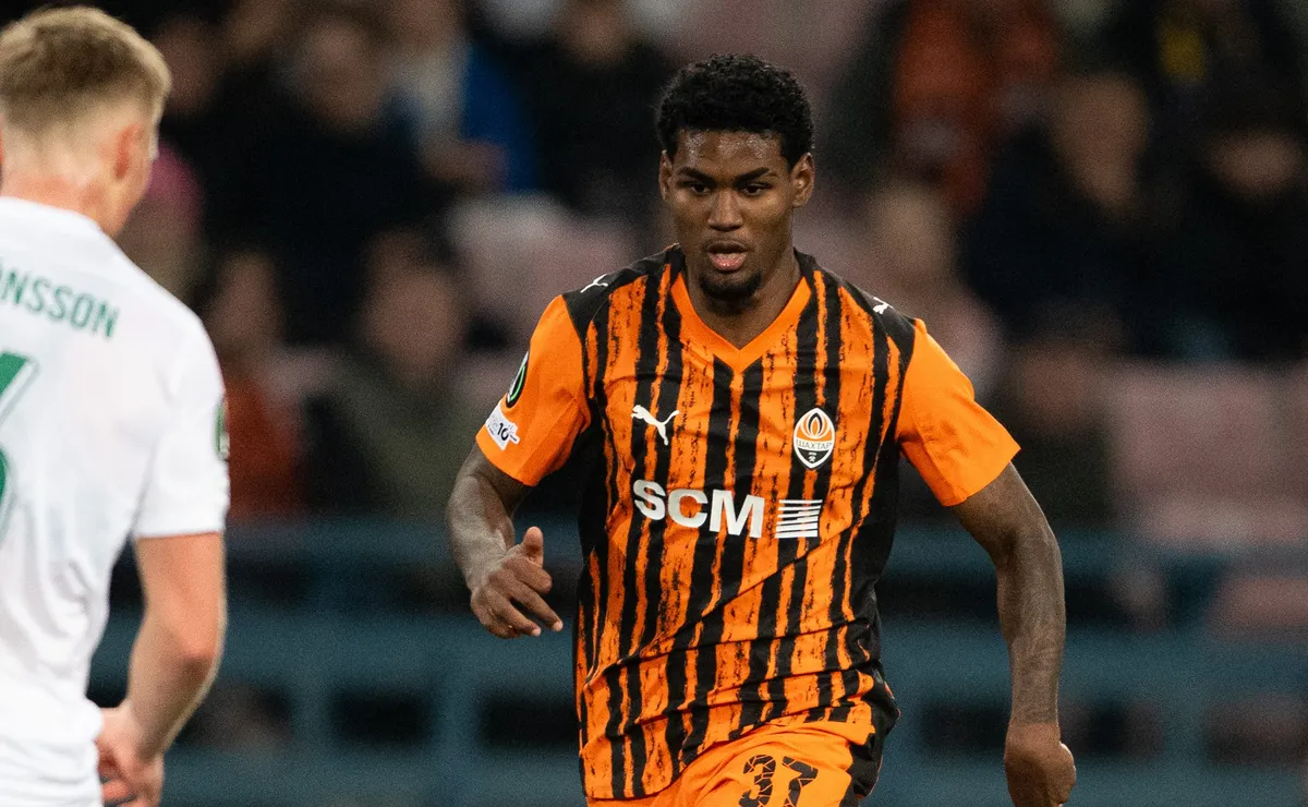 Corinthians consulta Lucas Ferreira do Shakhtar e atacante vê com bons olhos voltar ao Brasil