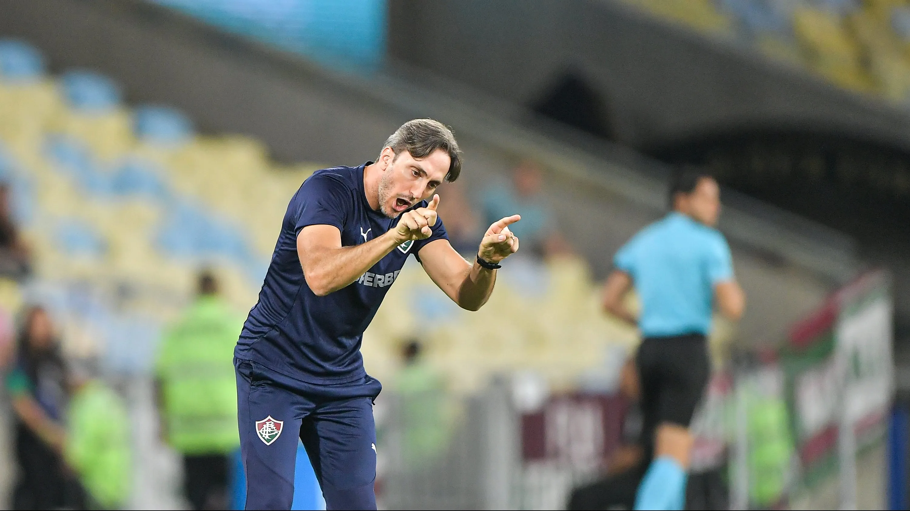 Zubeldía precisa causar uma reviravolta positiva no desempenho do Flu –  Foto: Thiago Ribeiro/AGIF