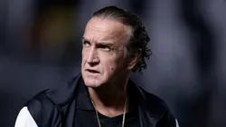 Cuca durante partida do Peixe na Vila