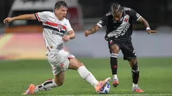 Tche Tche jogador do Vasco durante partida contra o Sao Paulo no estadio Sao Januario pelo campeonato Brasileiro A 2025. Foto: Thiago Ribeiro/AGIF