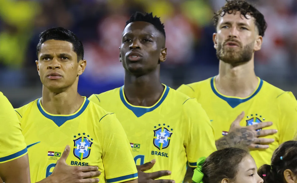 Titular de Ancelotti na Seleção, Douglas Santos pode deixar o Zenit após a Copa do Mundo