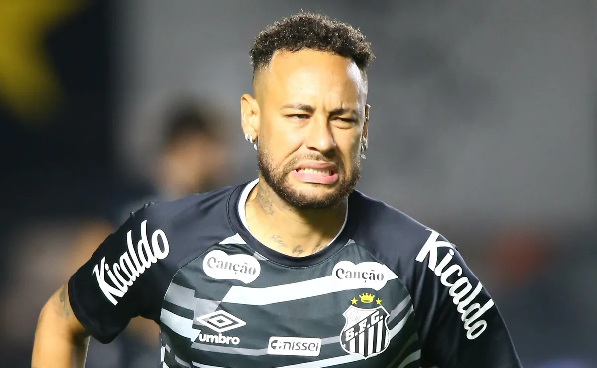 Neymar tem planejamento definido nos bastidores e será desfalque do Santos em 2 dos próximos 5 jogos