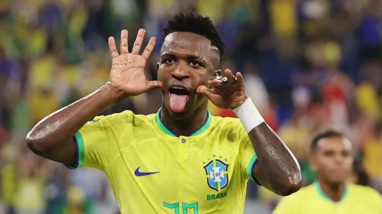 Vini pela Seleção. Foto: Clive Brunskill/Getty Images