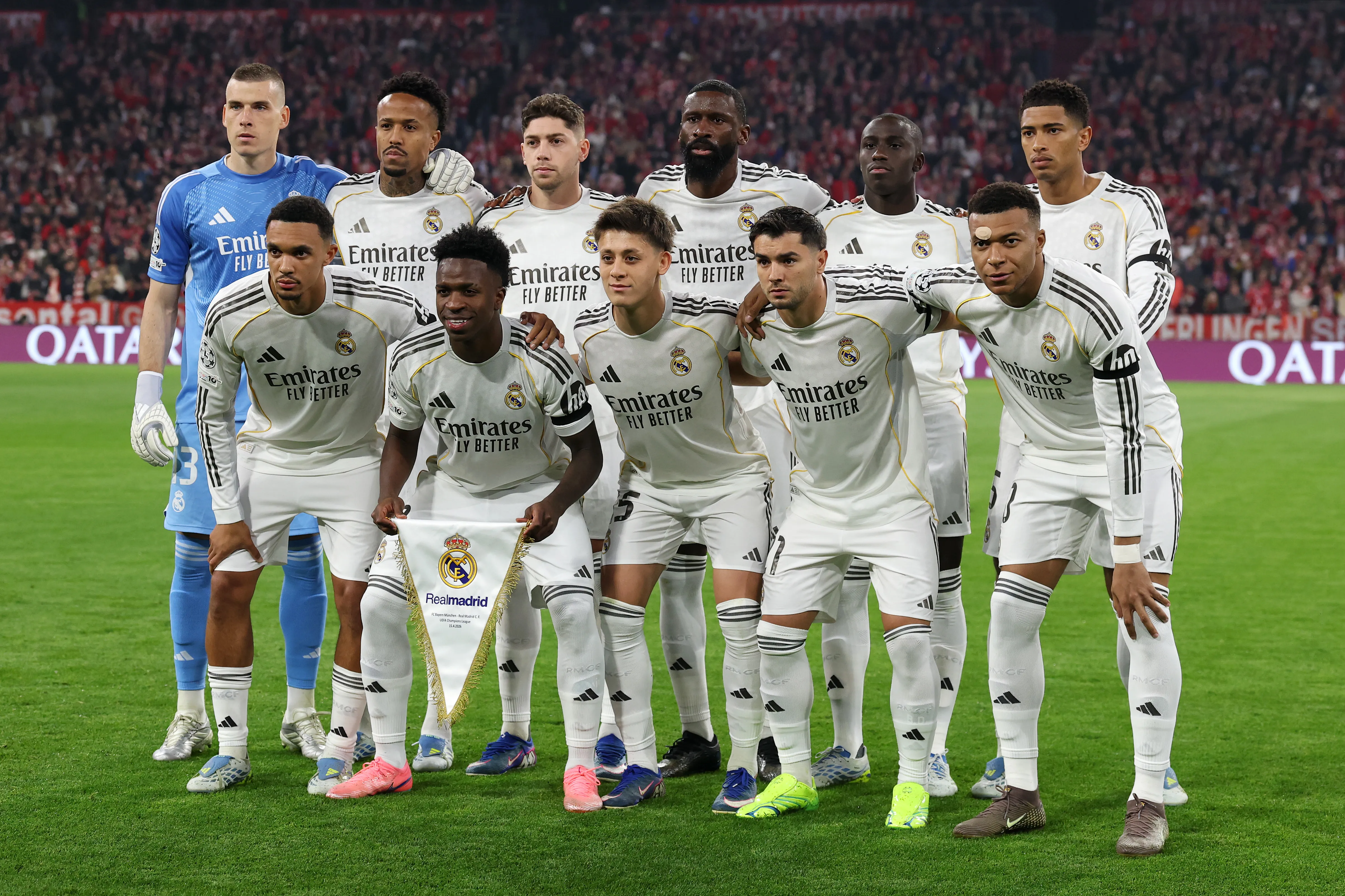 Elenco do Real Madrid deve passar por uma ‘oxigenada’ para a temporada 2026/2027 – Foto: Lars Baron/Getty Images