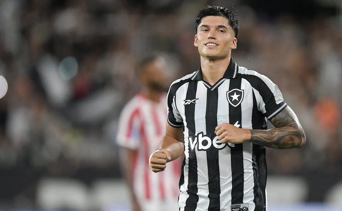 Com retorno de Joaquín Correa, Botafogo divulga relacionados para enfrentar a Chapecoense pelo Brasileirão