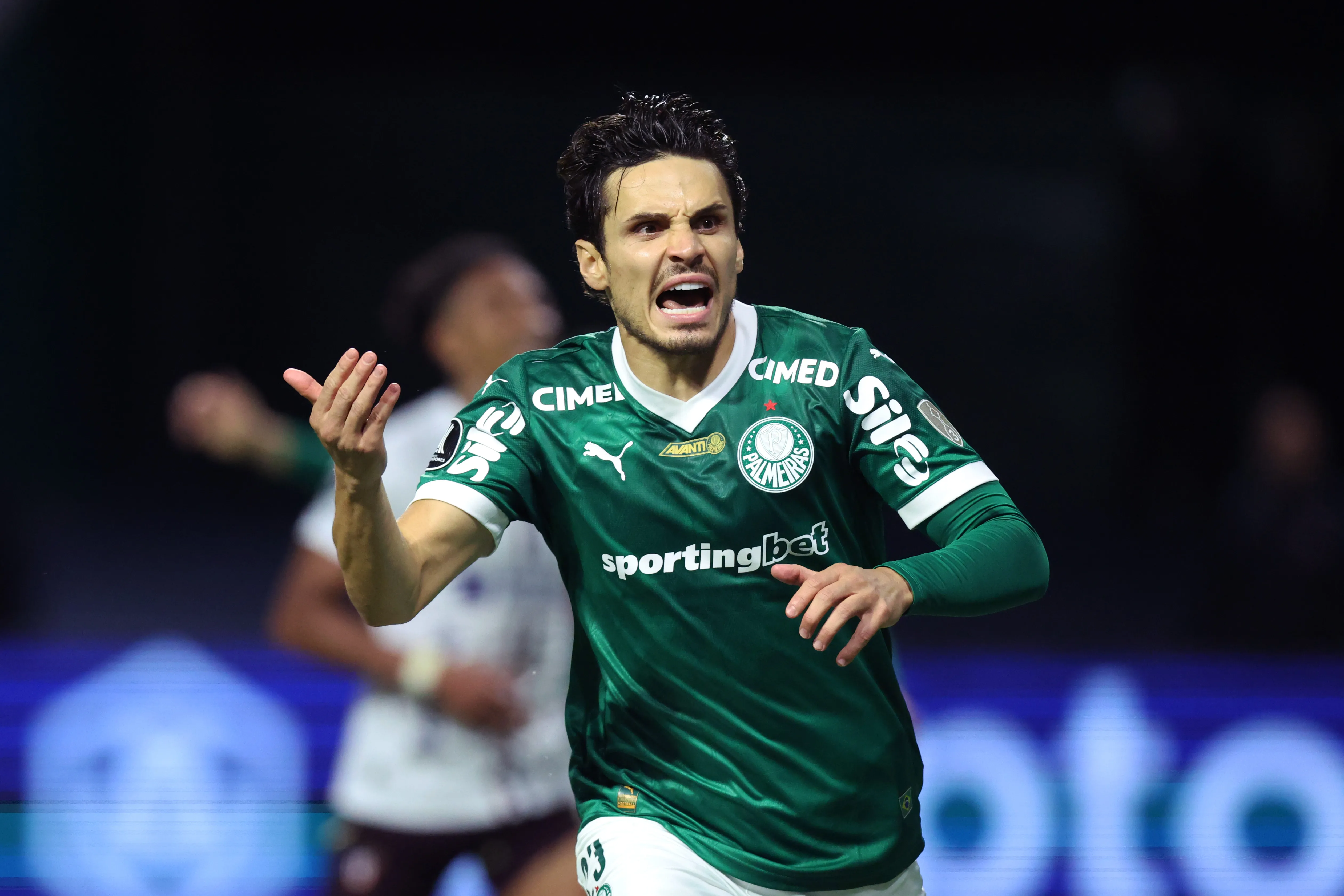 Ídolo de 30 anos está emprestado ao América até dezembro, mas tem contrato em vigor com SEP até o fim de 2028 – Foto: Alexandre Schneider/Getty Images