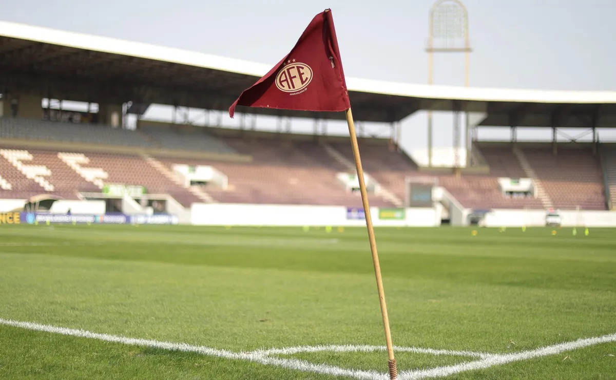 Solidariedade na Fonte: Ferroviária promove entrada solidária contra o América-MG