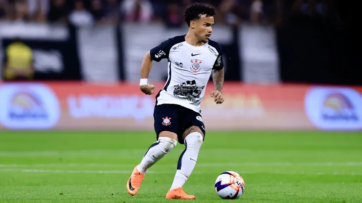 Volta de Kaio César faz Diniz ter trunfo pedido por Dorival no Corinthians - Foto Marcello ZambranaAGIF