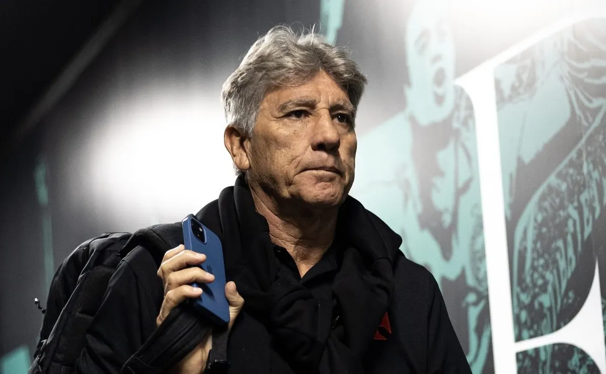 Renato Gaúcho tem dois desfalques e dupla de laterais pendurados para Vasco x São Paulo