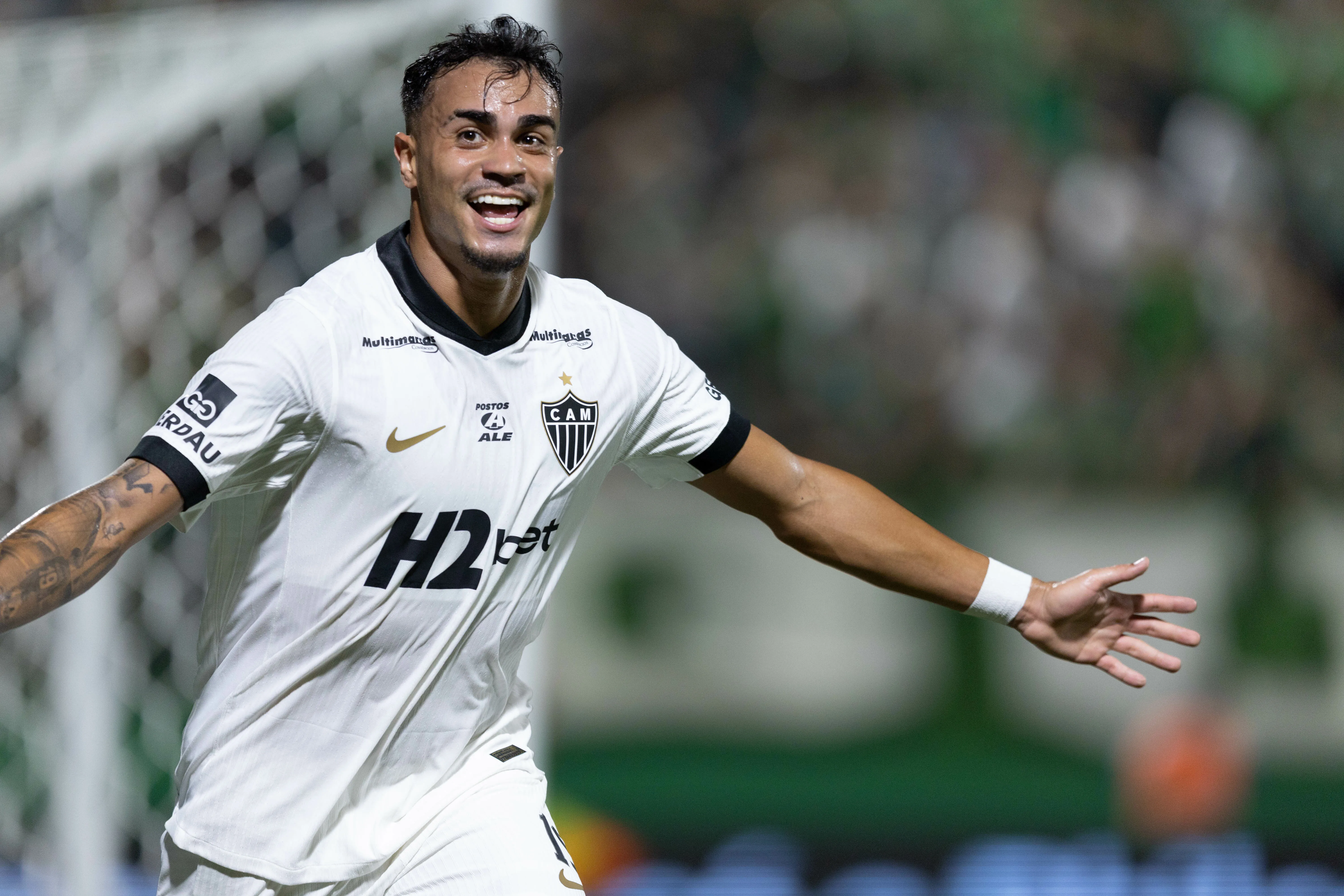 SC – CHAPECO – 02/04/2026 – BRASILEIRO A 2026, CHAPECOENSE X ATLETICO-MG – Reinier jogador do Atletico-MG comemora seu gol durante partida contra o Chapecoense no estadio Arena Conda pelo campeonato Brasileiro A 2026. Foto: Liamara Polli/AGIF