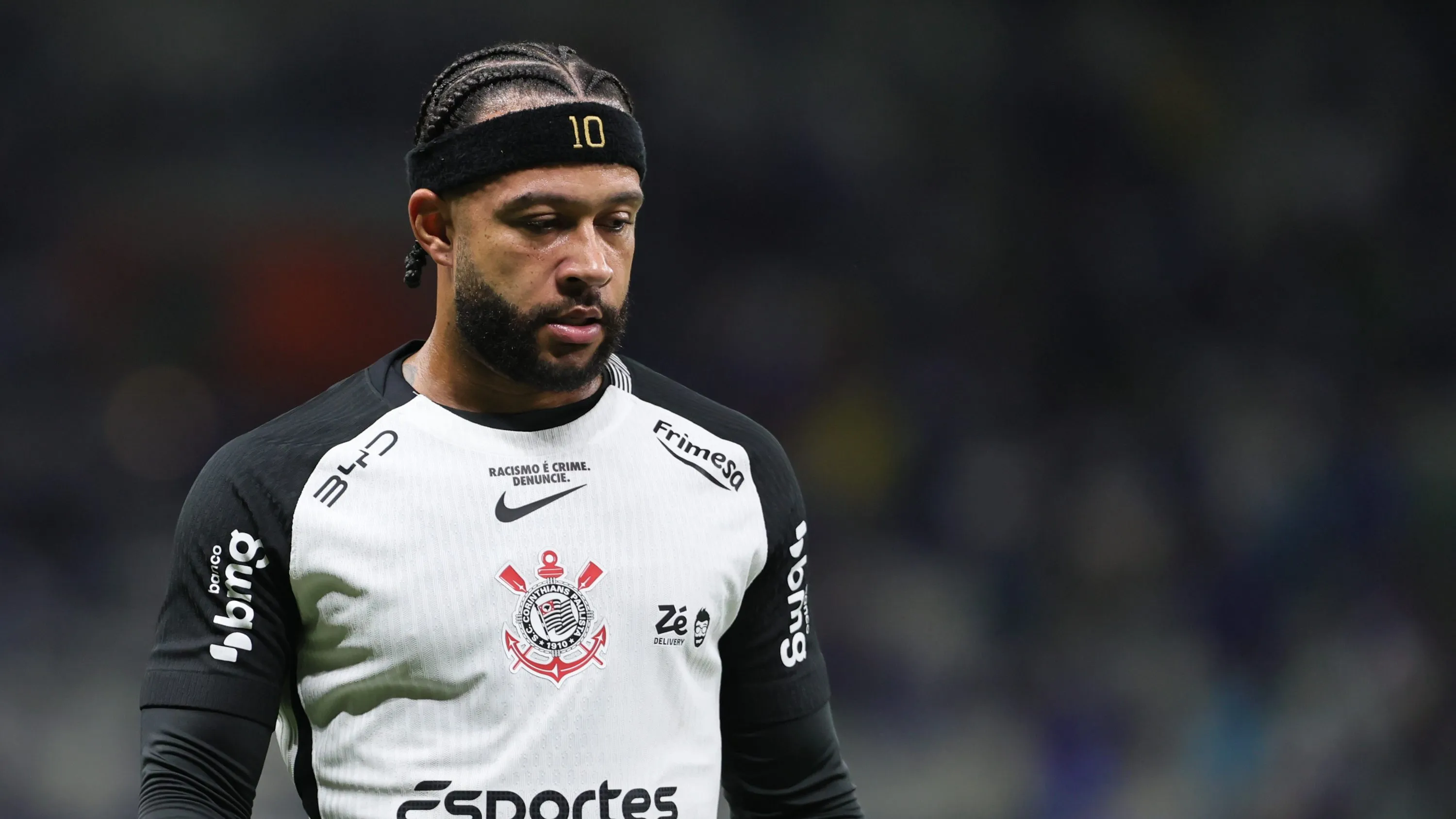 Memphis Depay jogador do Corinthians durante partida contra o Cruzeiro no estadio Mineirao pelo campeonato Brasileiro A 2026. Foto: Gilson Lobo/AGIF