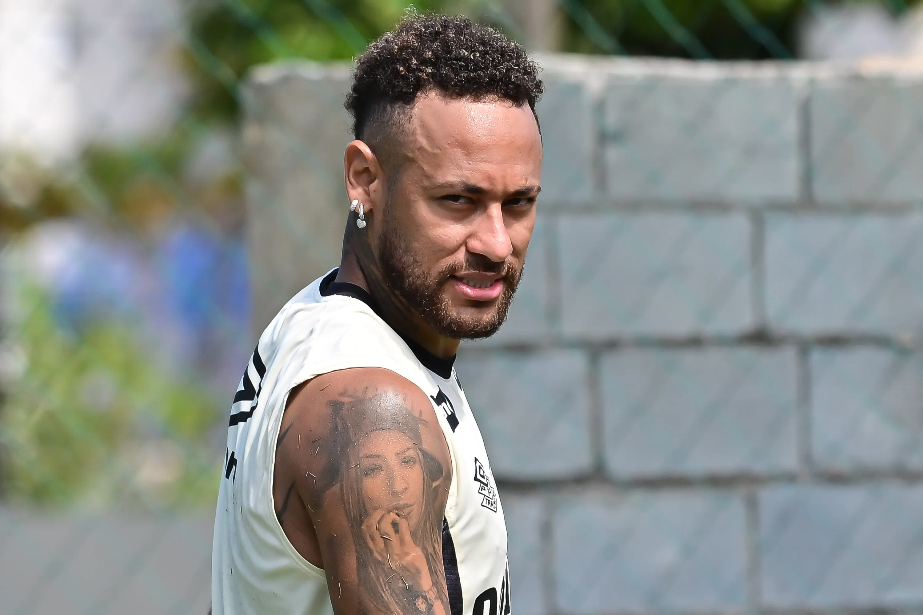 SP – SANTOS – 17/04/2026 – SANTOS, TREINO – Neymar jogador do Santos durante treino no Centro de Treinamento CT Rei Pele.  Foto: Jota Erre/AGIF