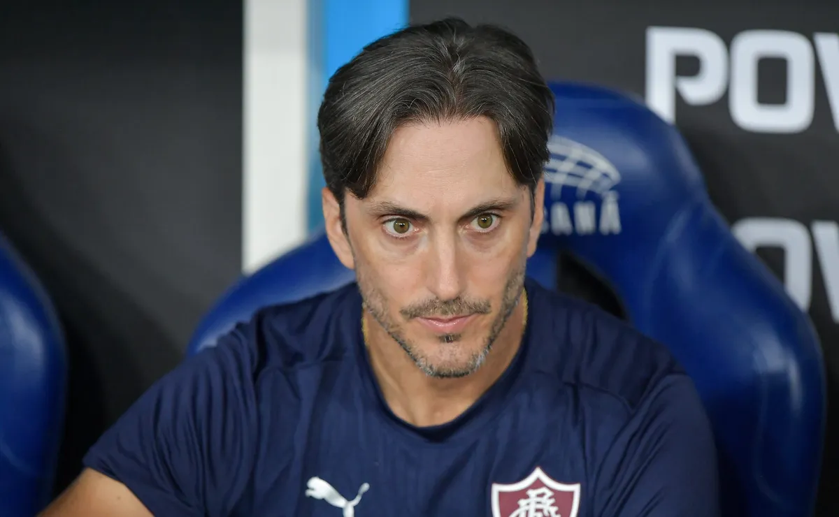 Fluminense deve ter quatro mudanças na escalação para enfrentar o Santos na Vila Belmiro