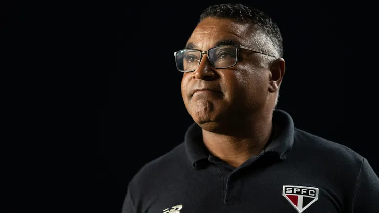 RJ - RIO DE JANEIRO - 18/04/2026 - BRASILEIRO A 2026, VASCO X SAO PAULO - Roger Machado tecnico do Sao Paulo durante partida contra o Vasco no estadio Sao Januario pelo campeonato Brasileiro A 2026. Foto: Jorge Rodrigues/AGIF