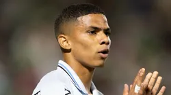 Enamorado acertou a trave do Cruzeiro no Mineirão Foto: Liamara Polli/AGIF