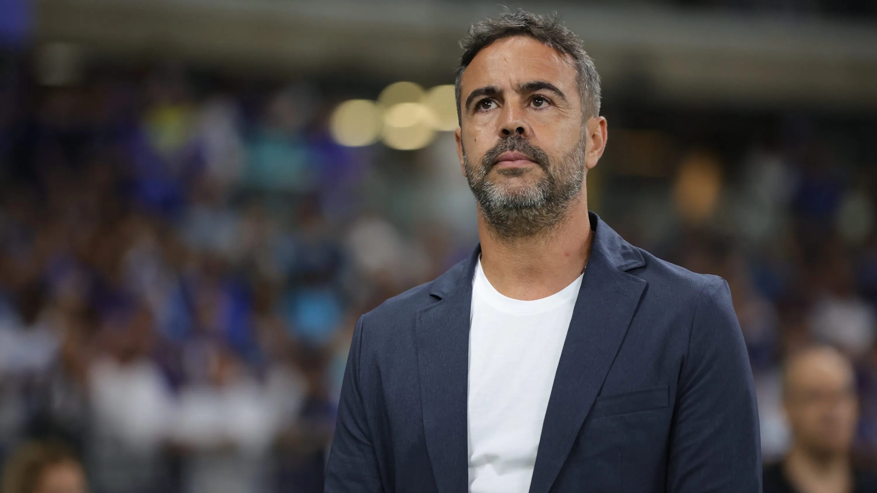 Artur Jorge terá que mexer no Cruzeiro para a próxima rodada do Brasileirão. Foto: Gilson Lobo/AGIF