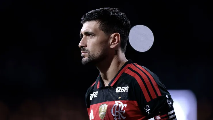 Flamengo toma decisão com Arrascaeta e camisa 14 volta ao Maracanã em homenagem - Foto Liamara PolliAGIF