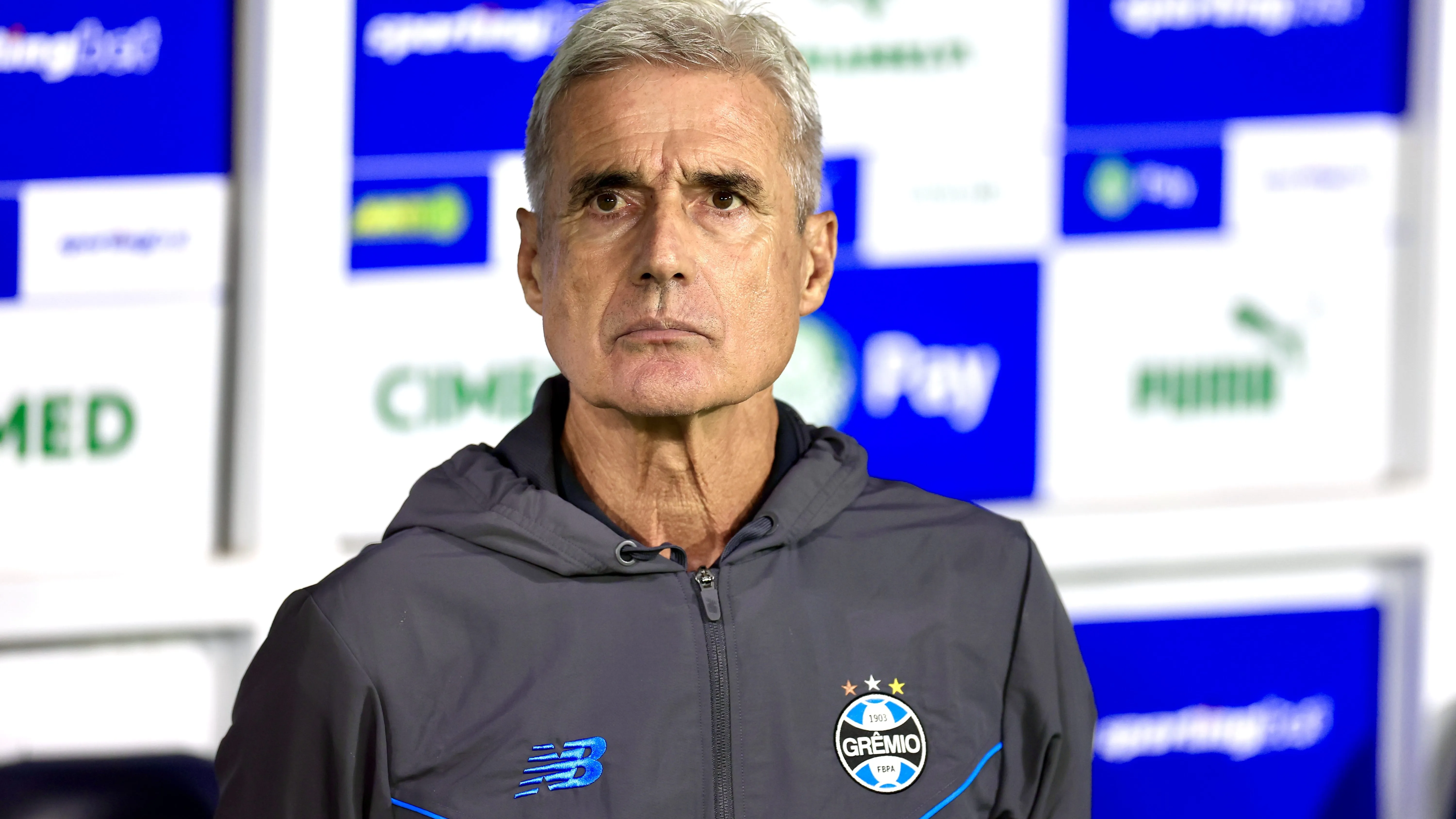 Luís Castro - Foto: Marcello Zambrana/AGIF.