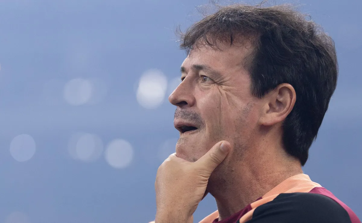 Fernando Diniz admite mudanças e pode poupar titulares do Corinthians na Copa do Brasil