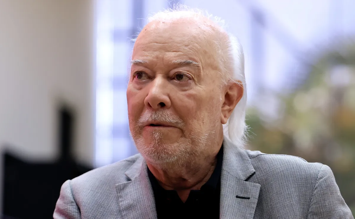 Massis banca Roger Machado no São Paulo mesmo sob pressão da torcida