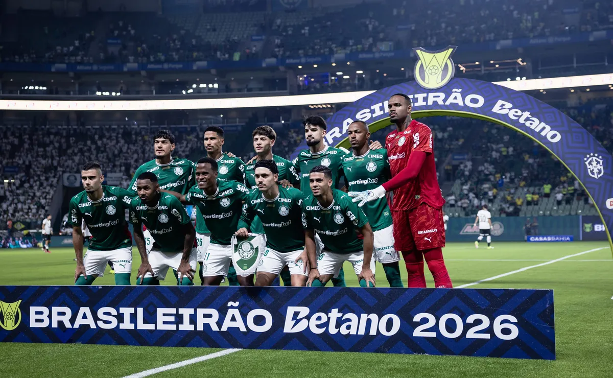 Palmeiras recebe o Athletico defendendo invencibilidade de 26 jogos como mandante e buscando recorde