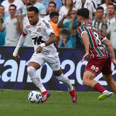 Santos tenta encerrar tabu de cinco anos contra o Fluminense