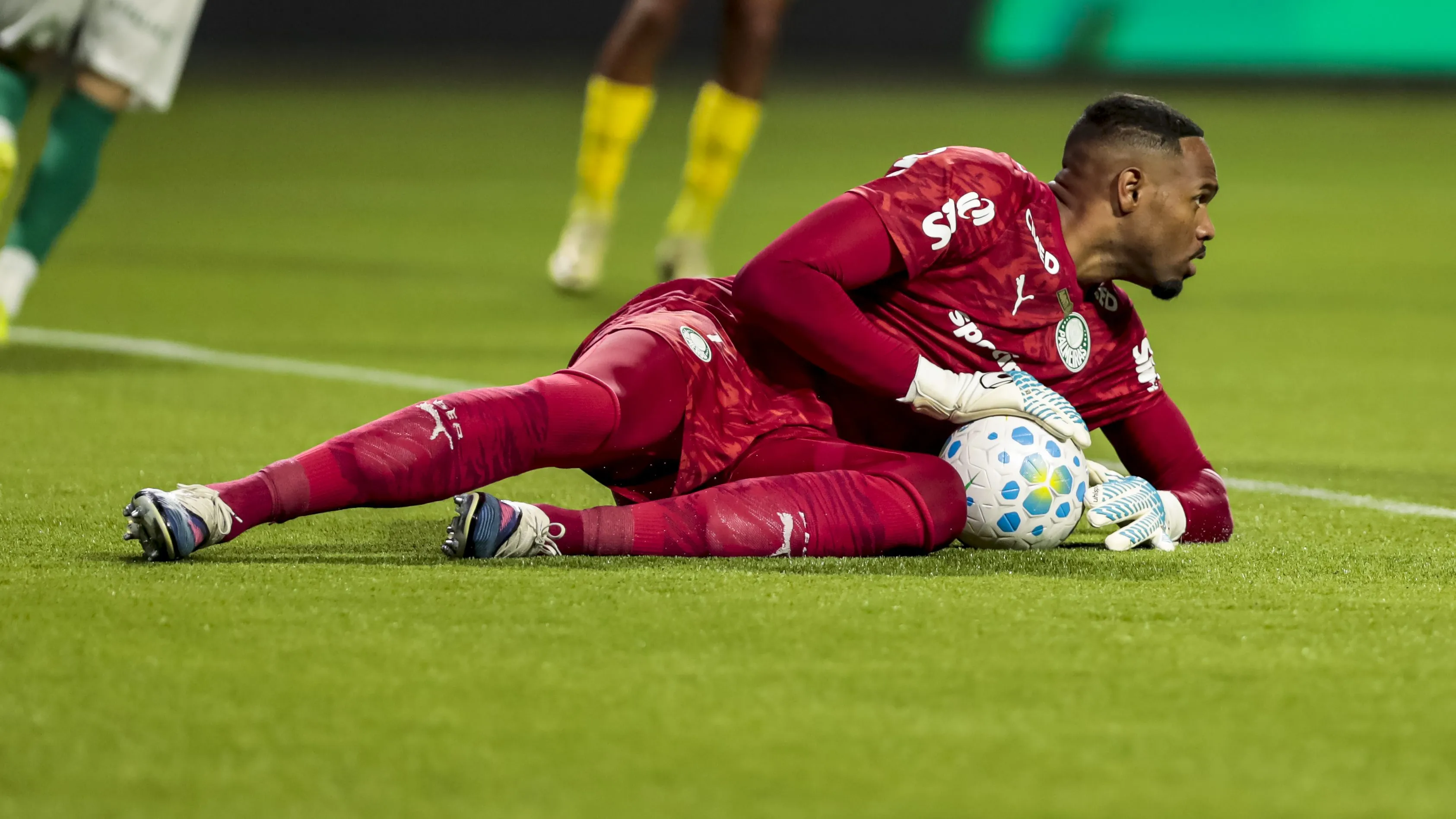 Carlos Miguel jogador do Palmeiras durante partida contra o Mirassol no estadio Arena Allianz Parque pelo campeonato Brasileiro A 2026. Foto: Marco Miatelo/AGIF