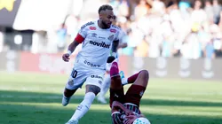 Neymar, jogador do Santos, durante partida contra o Fluminense no estadio Vila Belmiro pelo campeonato Brasileiro A 2026. Foto: Mauricio De Souza/AGIF