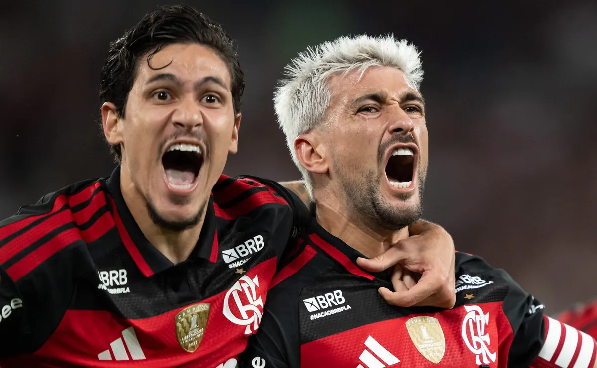 Flamengo domina o Bahia no Maracanã e vence com autoridade pela 12ª rodada do Campeonato Brasileiro