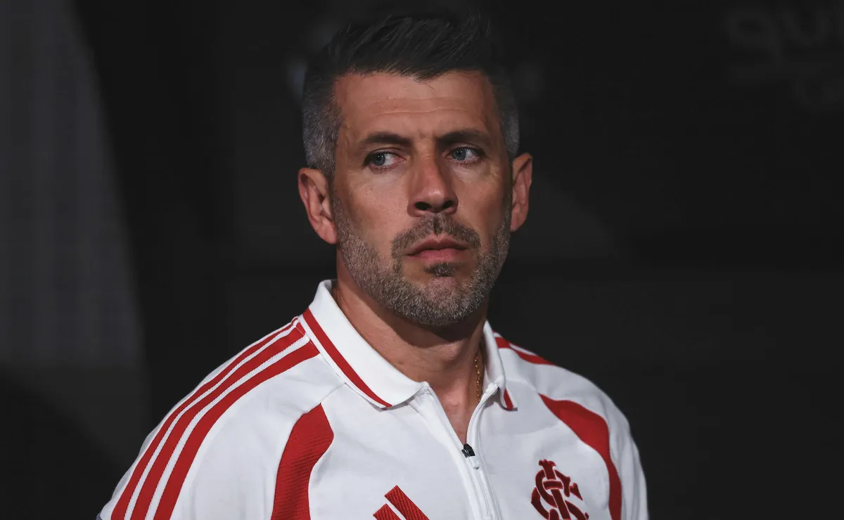 Pezzolano admite preocupação após Inter virar pior mandante do Brasileiro