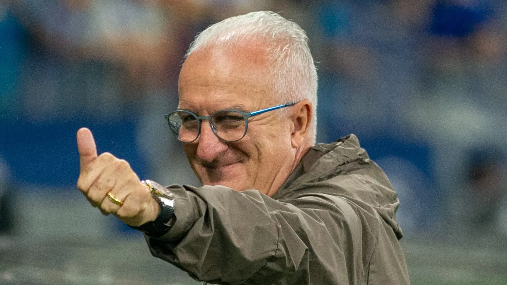 Dorival Júnior está livre no mercado da bola - Foto: Fernando Moreno/AGIF.