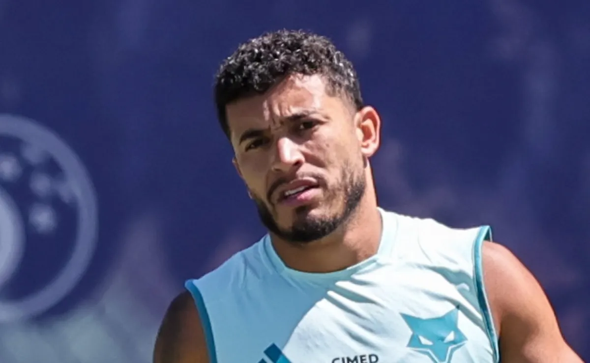 William pode sair de graça do Cruzeiro e já pode assinar pré-contrato em breve