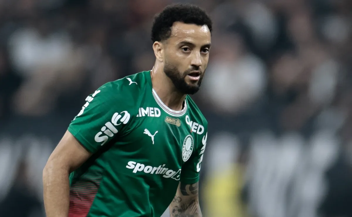 Palmeiras não descarta negociação de Felipe Anderson após avaliação negativa por Abel Ferreira