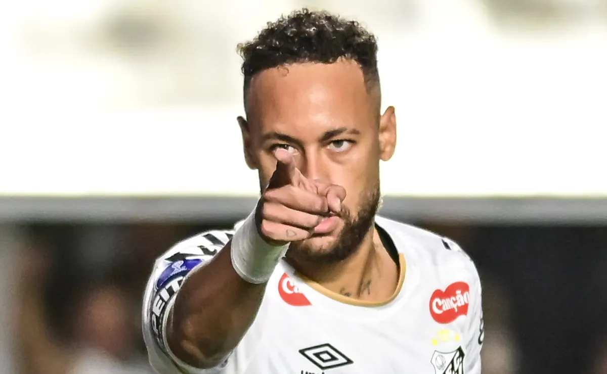 Neymar ganha confiança no Santos, mira Copa e terá poucos jogos para convencer Ancelotti