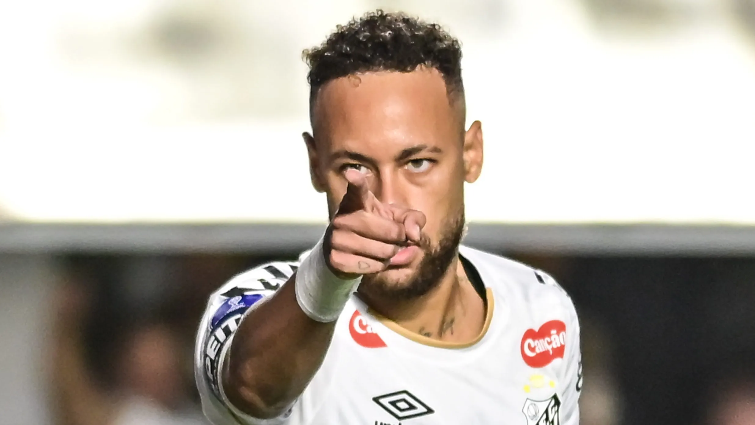 Neymar corre contra o tempo para ir à Copa – Foto: Jota Erre/AGIF