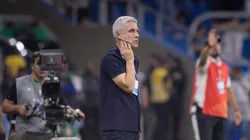 Luis Castro no Grêmio. Foto: Maxi Franzoi/AGIF