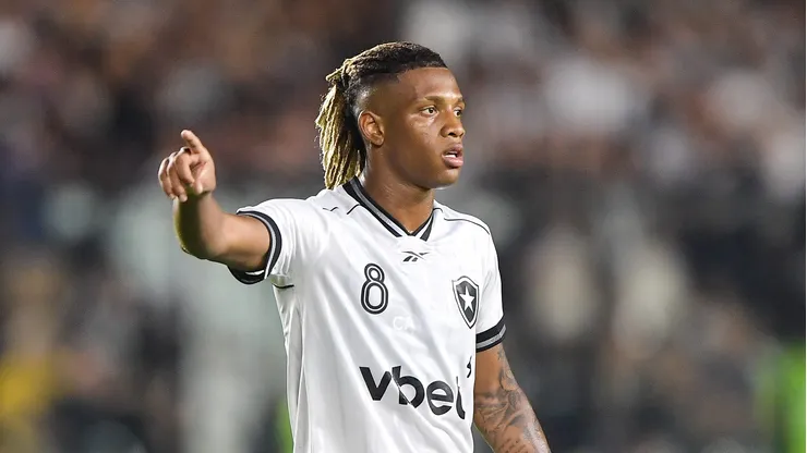 Verdão está de olho na situação de Danilo no Botafogo - Foto: Thiago Ribeiro/AGIF