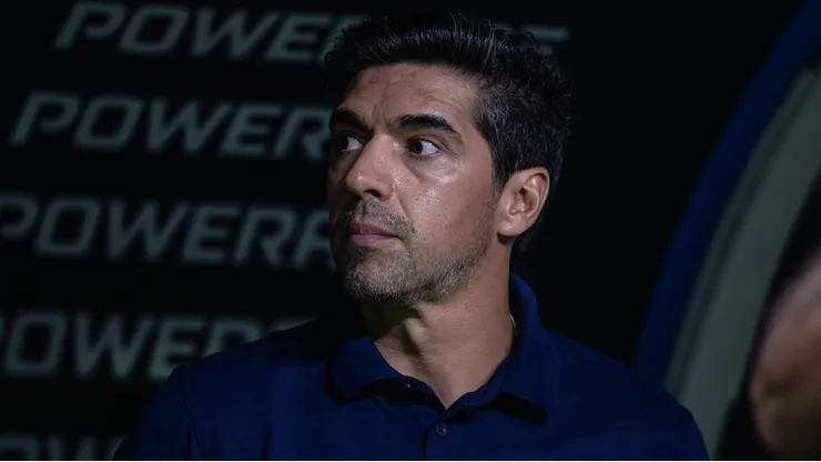 Abel Ferreira está liberado para comandar Palmeiras contra o Jacuipense - Foto: Ettore Chiereguini/AGIF