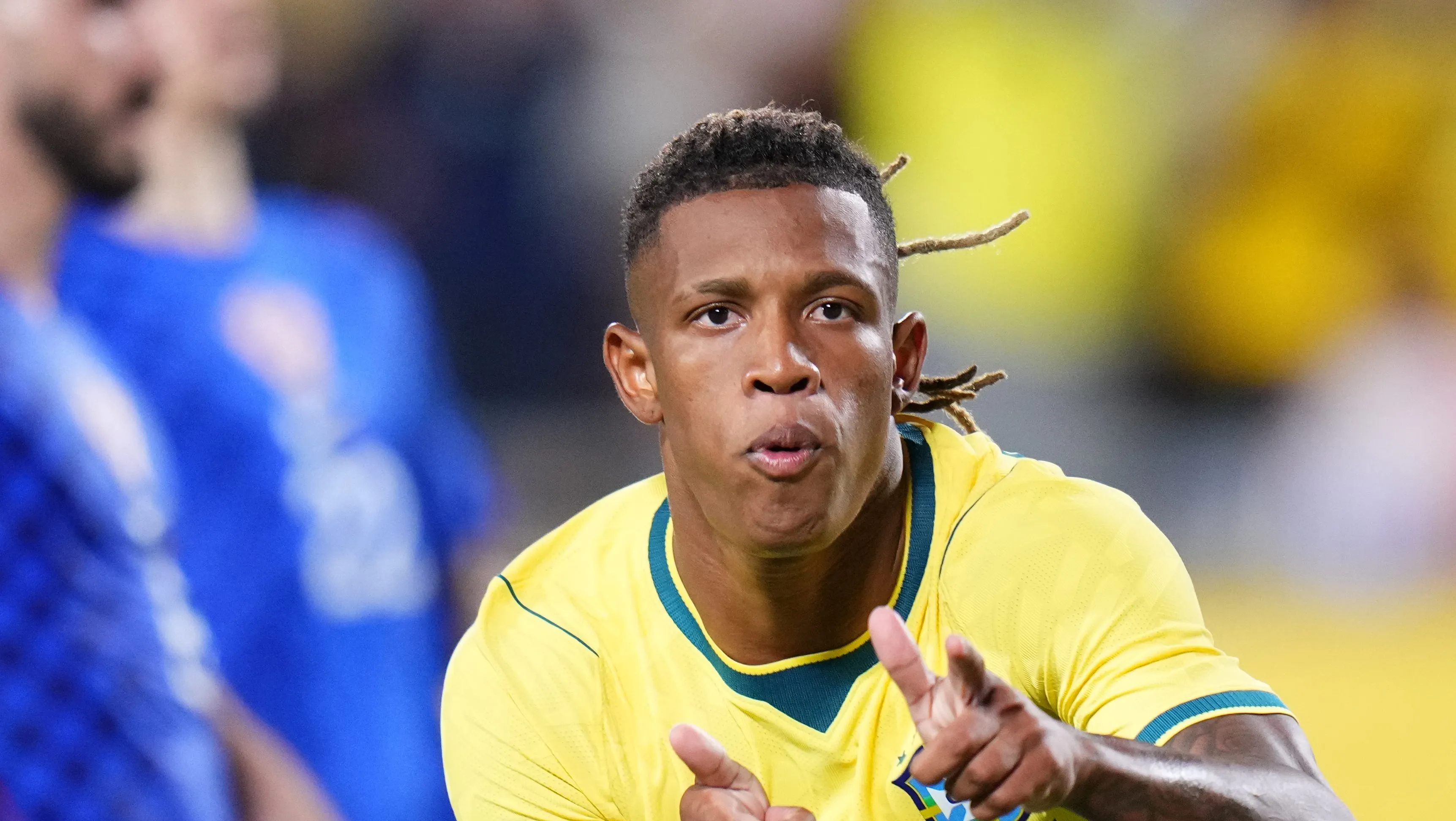 Foto: Rich Storry/Getty Images – Danilo comemorando gol pela Seleção Brasileira.